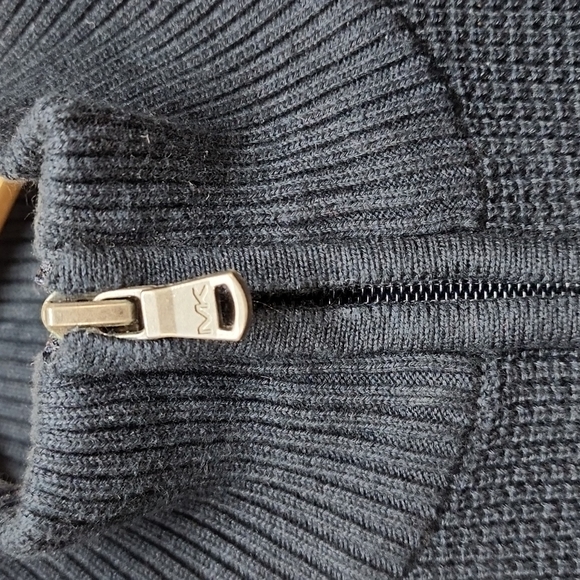 MICHAEL KORS TURTLE NECK 1/4 ZIP SWEATER DARK BLUE - Picture 2 of 5